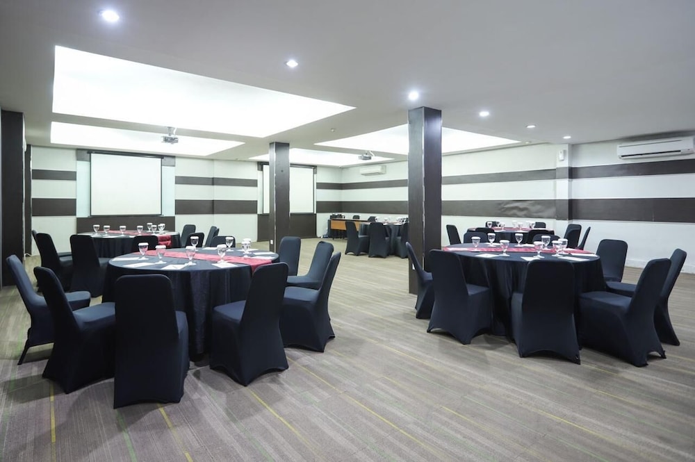 Midtown Xpress Balikpapan 54/55