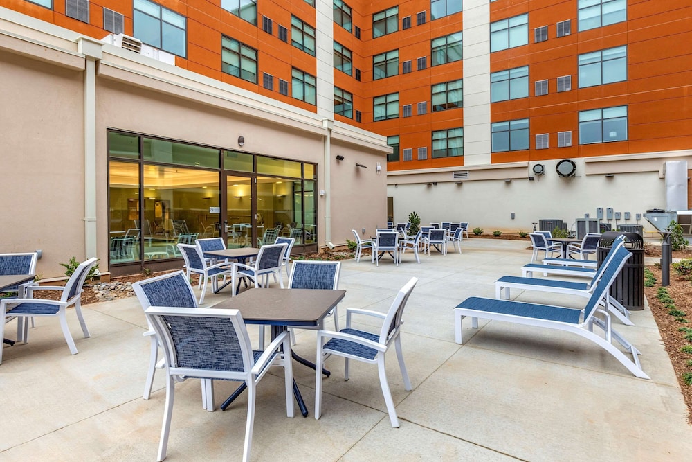 Cambria Hotel Rock Hill - University Center 53/59