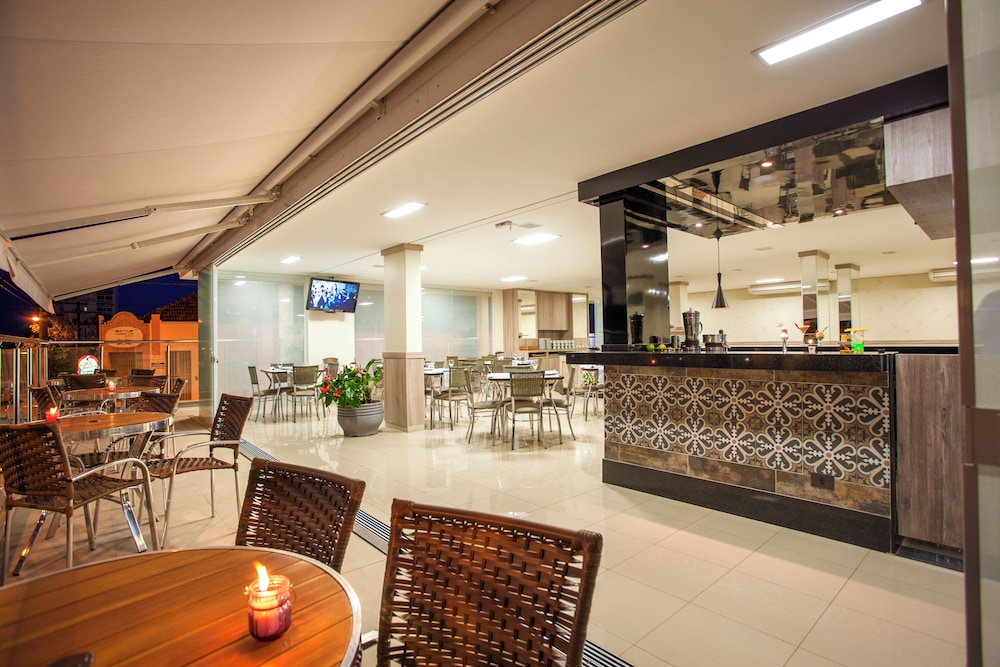 Astron Associado Estoril Hotel 50/64