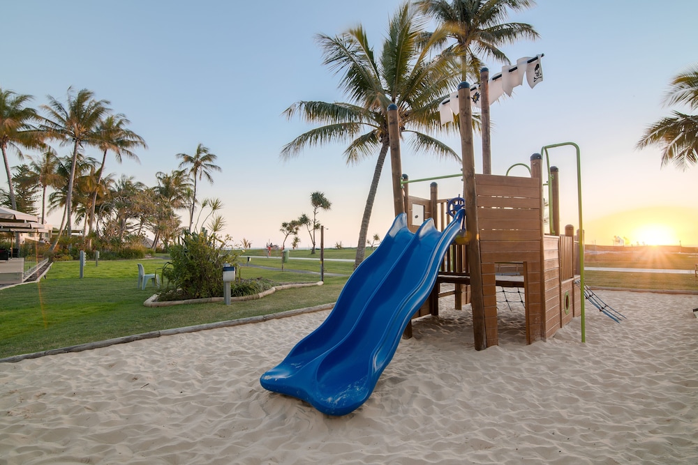 Tangalooma Island Resort 16/54