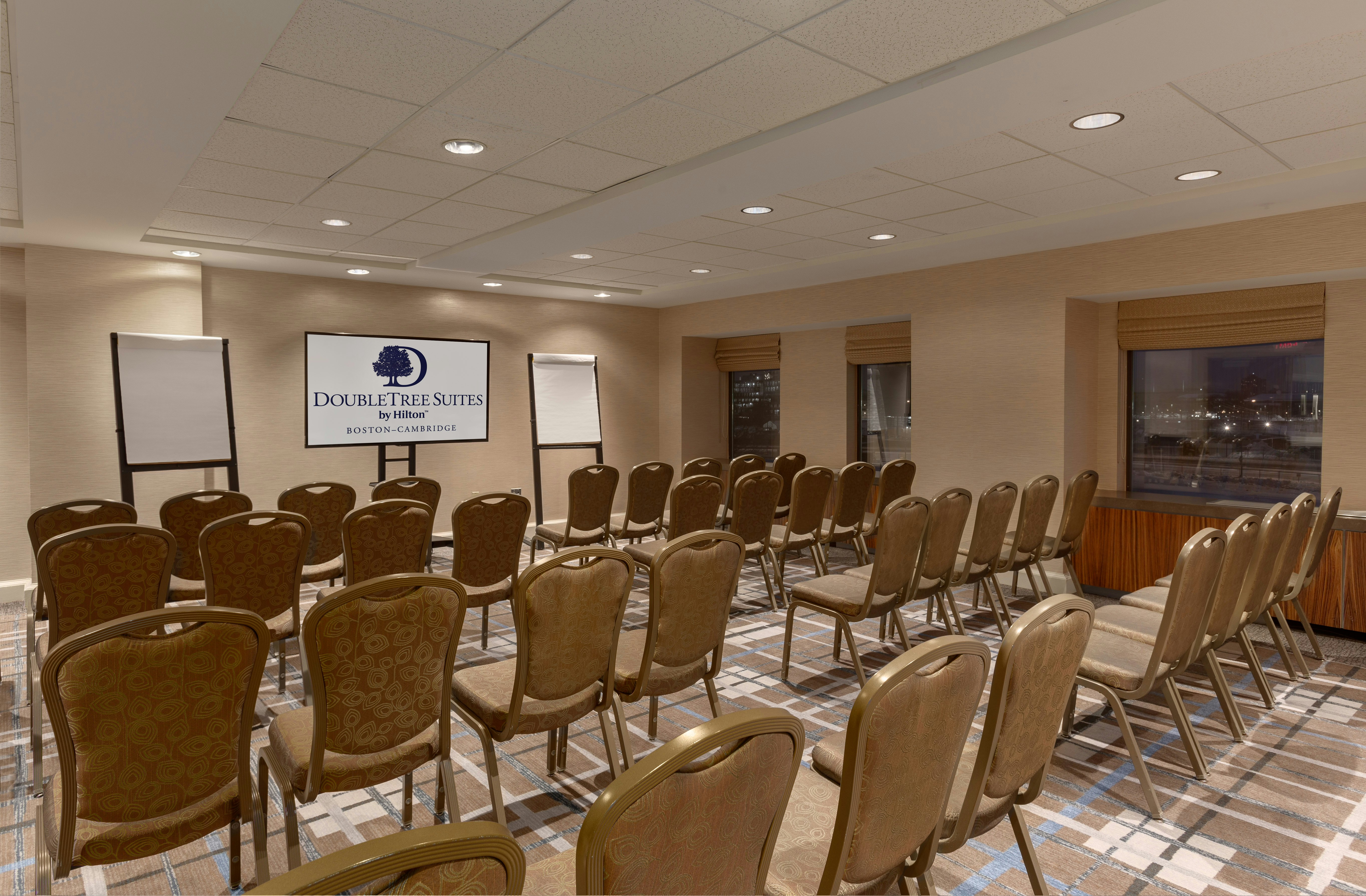 Doubletree Suites By Hilton Hotel Boston-Cambridge 64/76