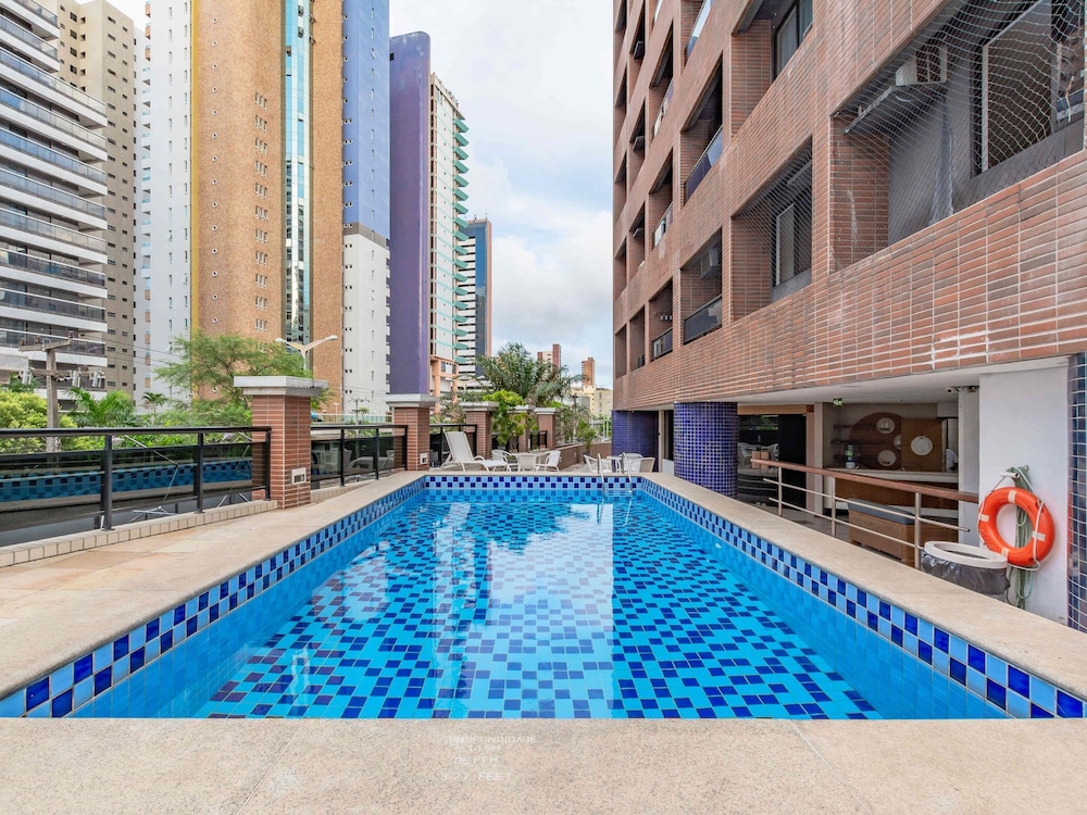 Mercure Fortaleza Meireles Hotel 72/75