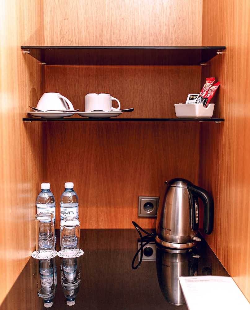 ZIRVE HOTEL 19/76
