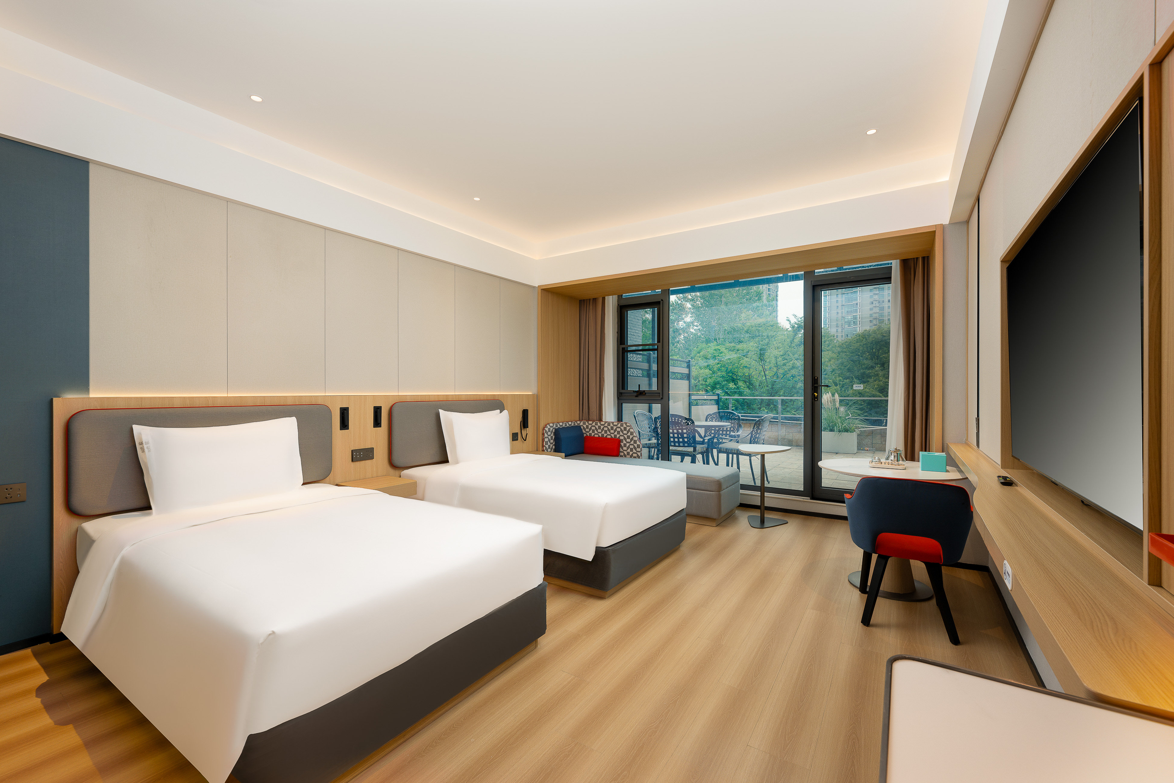 Standard, 2 Double Beds, Balcony