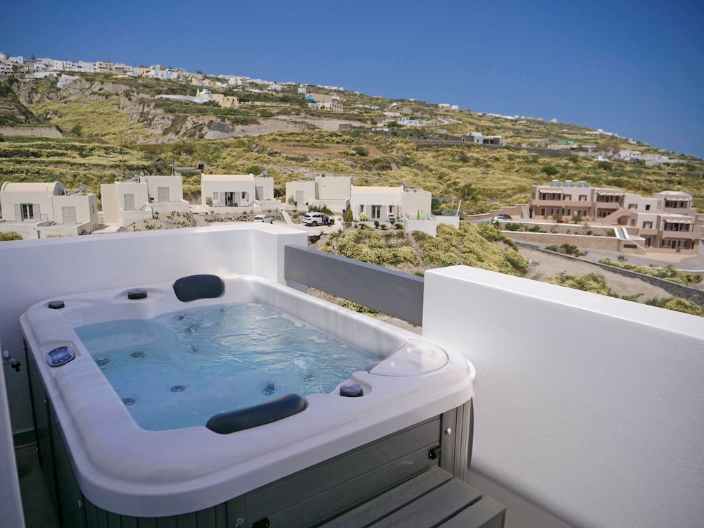 Valery Suites 29/54