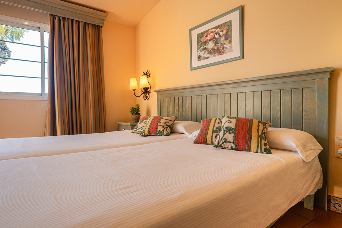 Room at Royal Suite Hotel, PAJARA