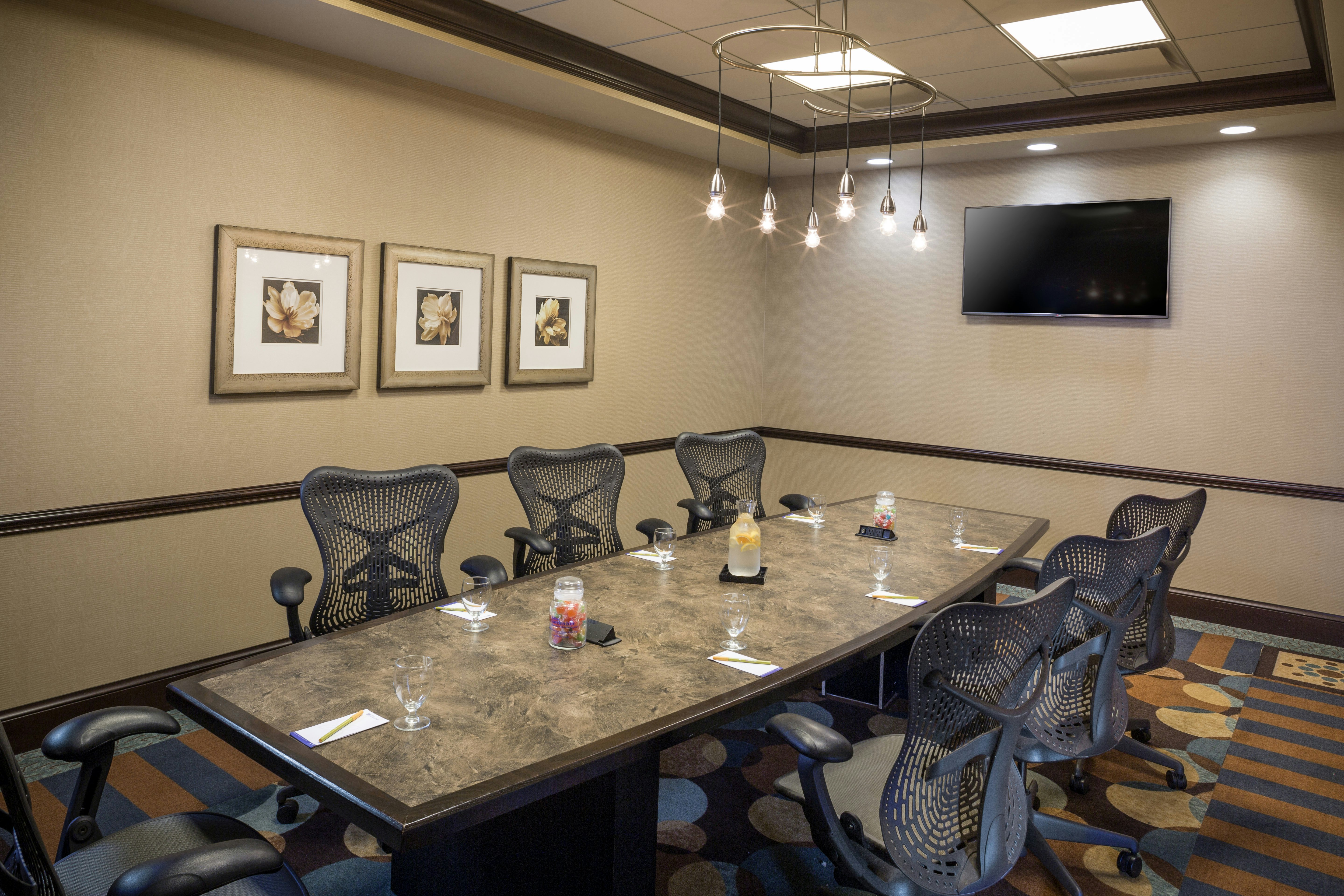 Hilton Garden Inn Hampton Coliseum Central 45/53