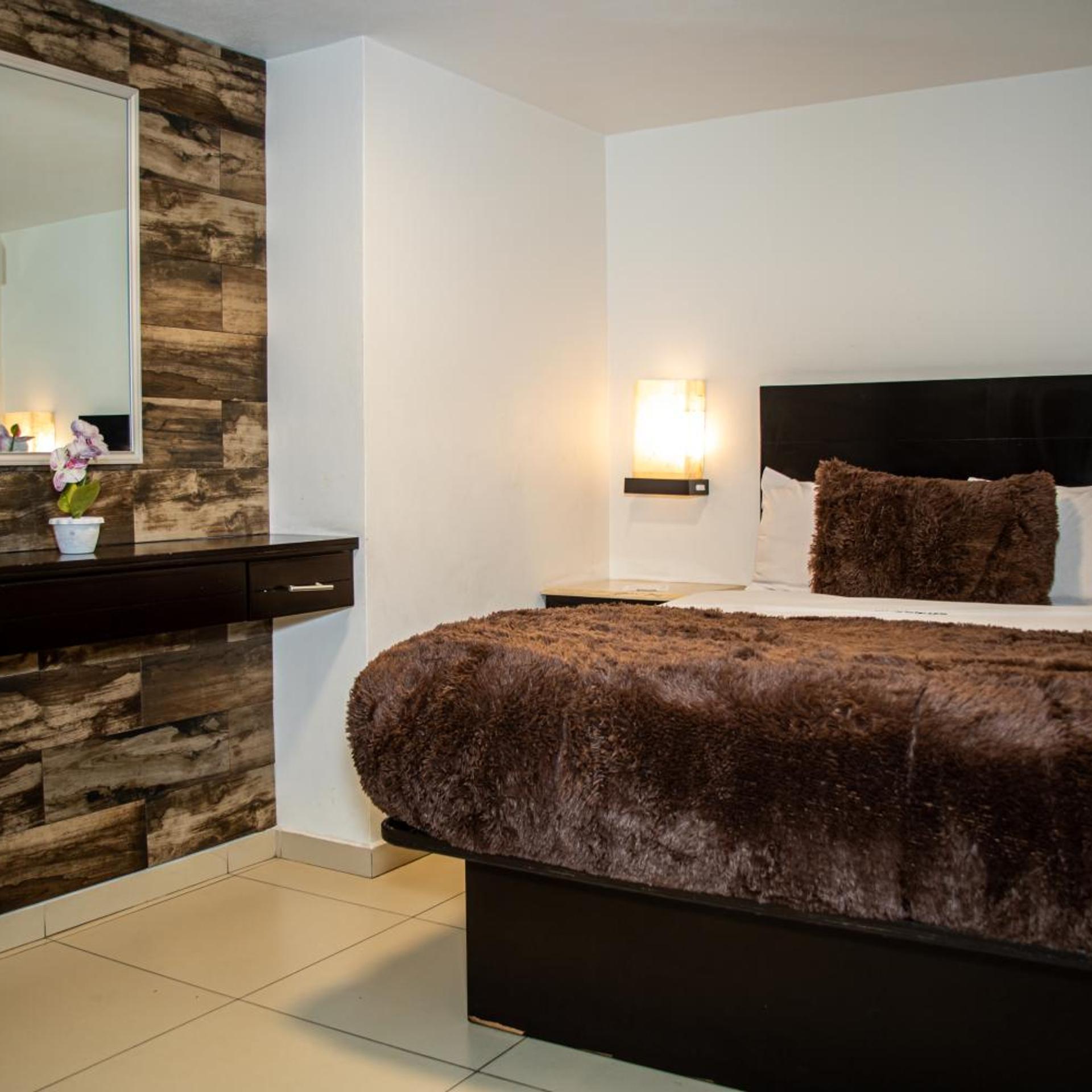 Suite, Double Bed, Hotel Velario 4/8