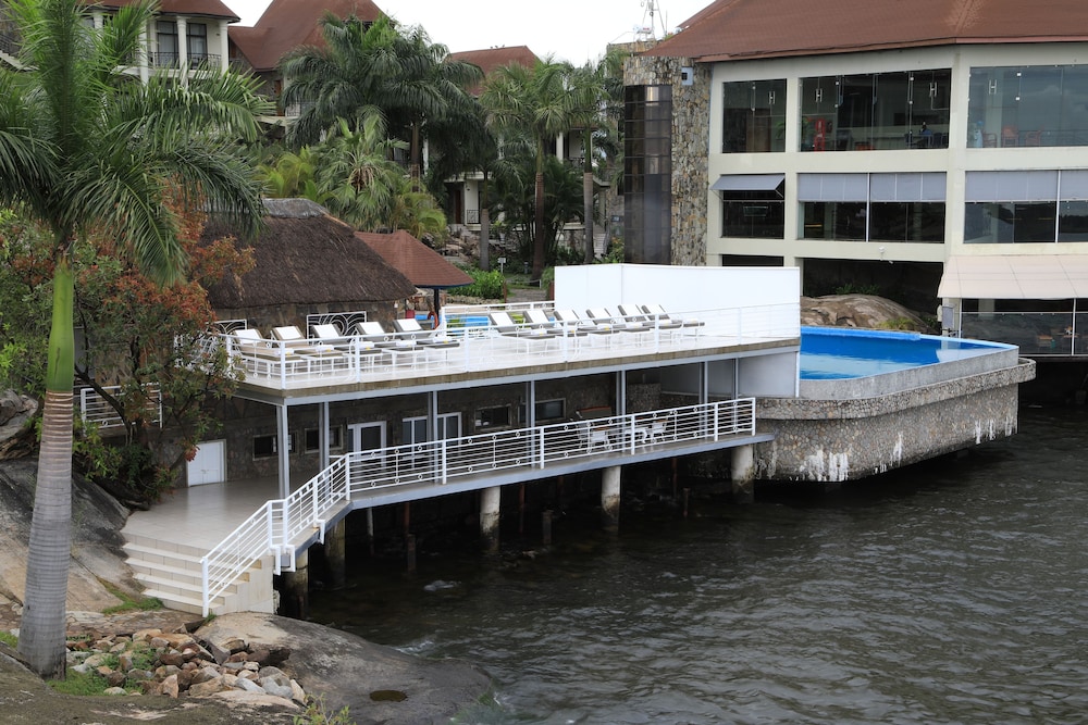 Malaika Beach Resort 44/50