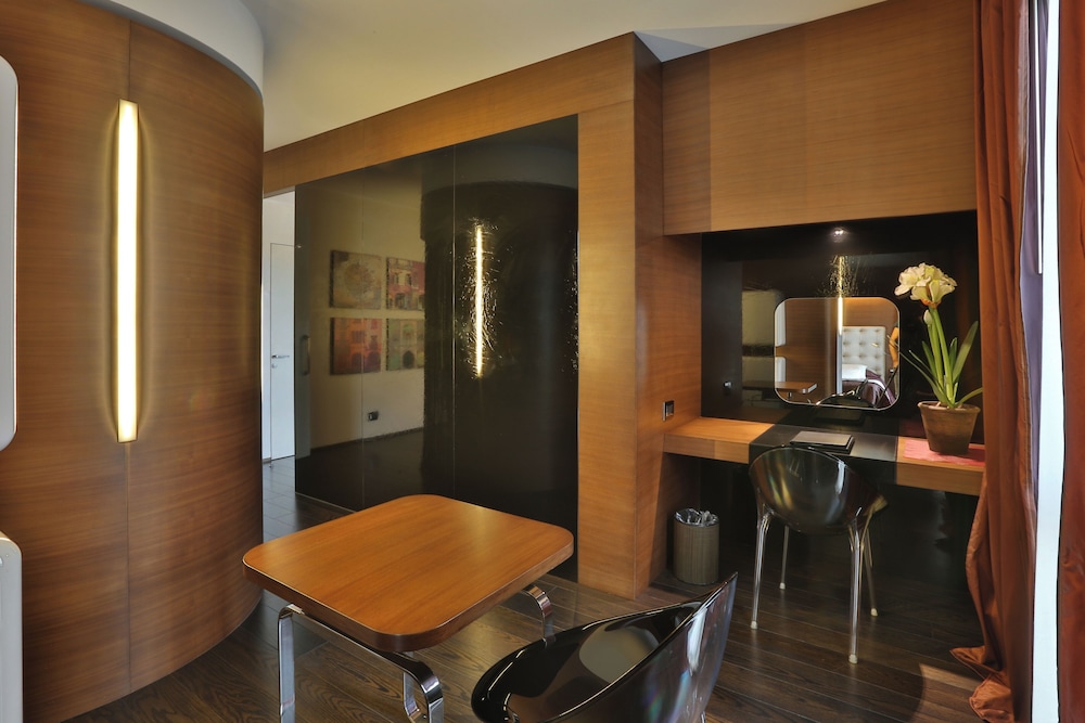 Palace Moderno 55/70