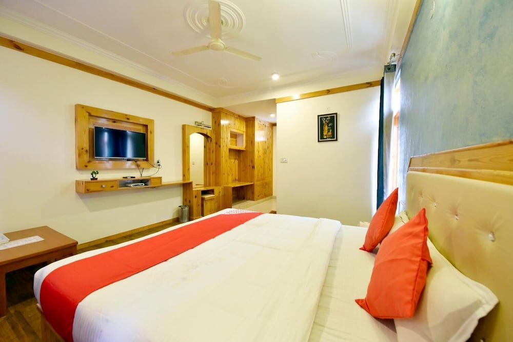 Hotel Mai Vrindavan 10/21