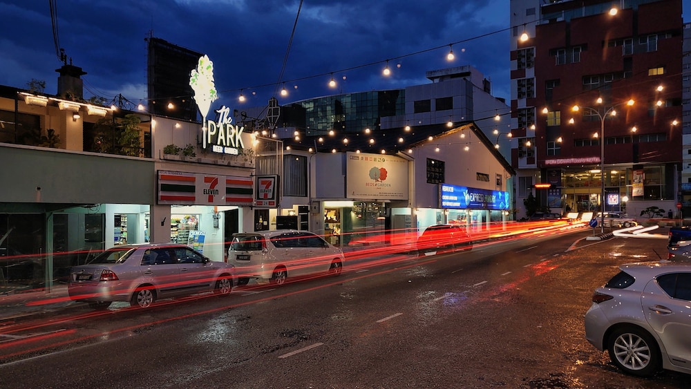 Beds In Garden Hostel Sdn Bhd 32/50