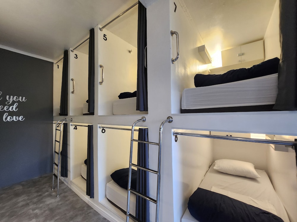 Standard, 20 Beds