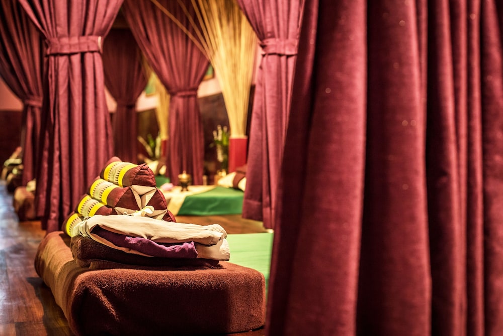 Empress Residence Resort And Spa 39/73