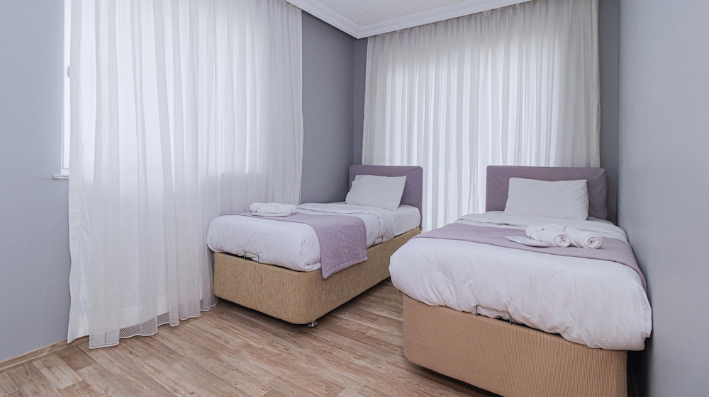 Gunduzler Deluxe Hotel 15/47