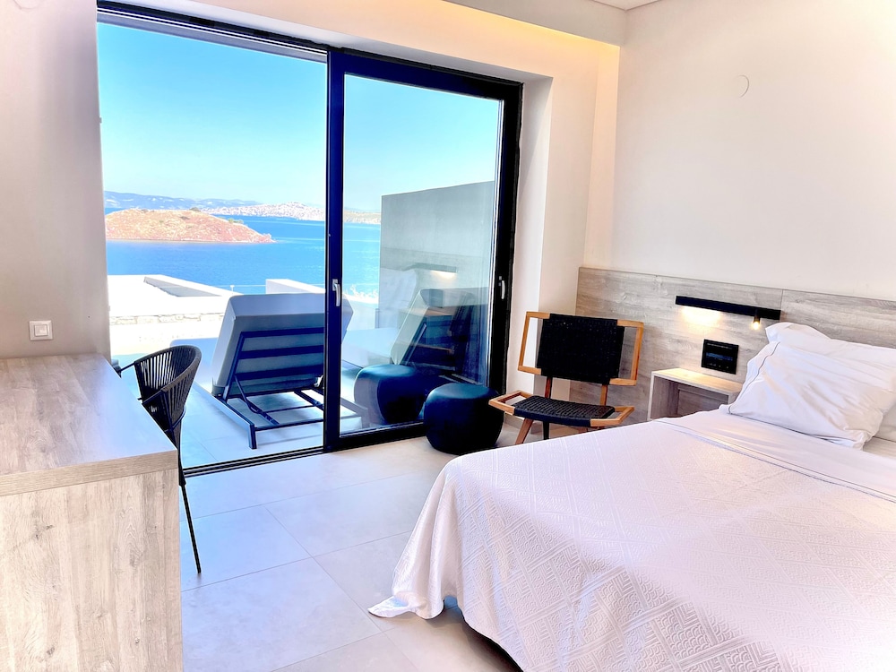 Eleia Seafront Villas 11/50