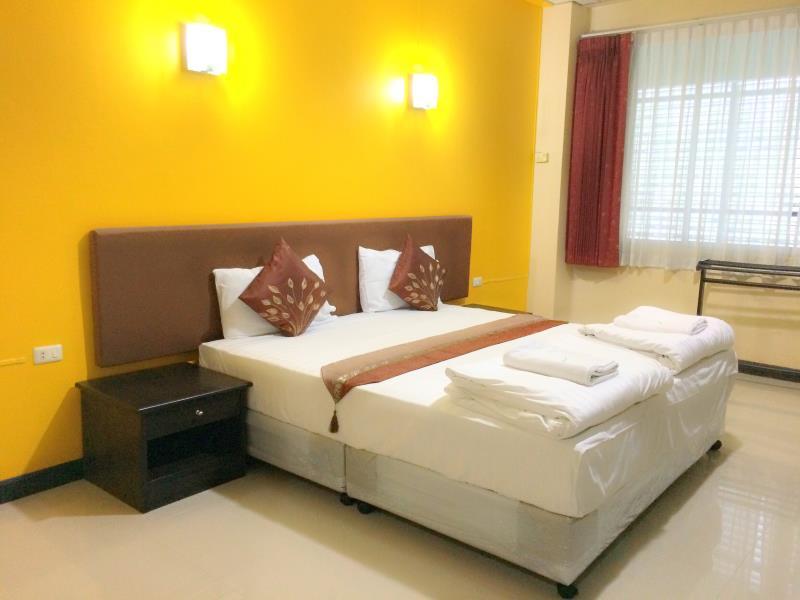 Coop Dopa Hostel 7/67