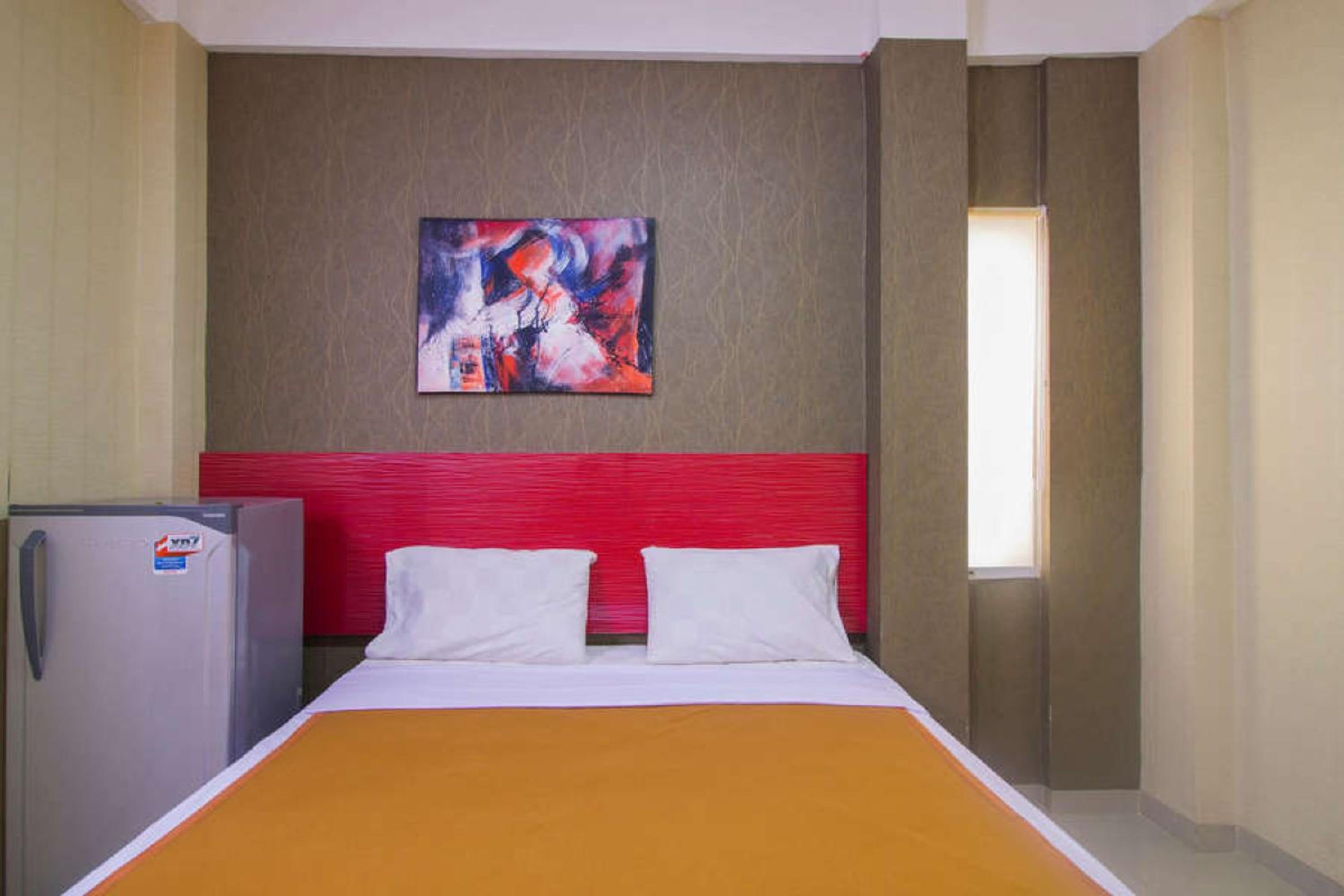 REDDOORZ NEAR CILANDAK TOWN SQUARE 15/40