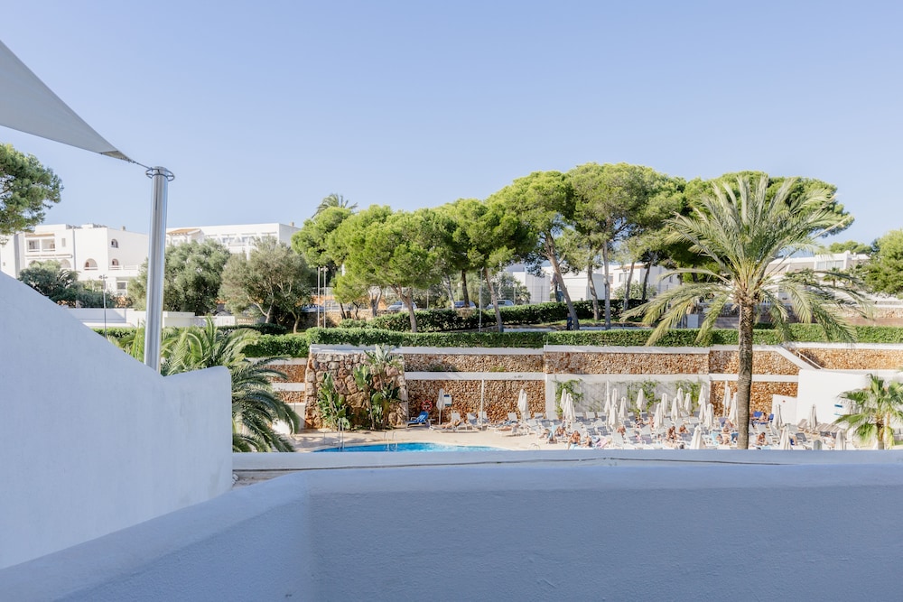 Aluasoul Mallorca Resort - Adults Only 5/71