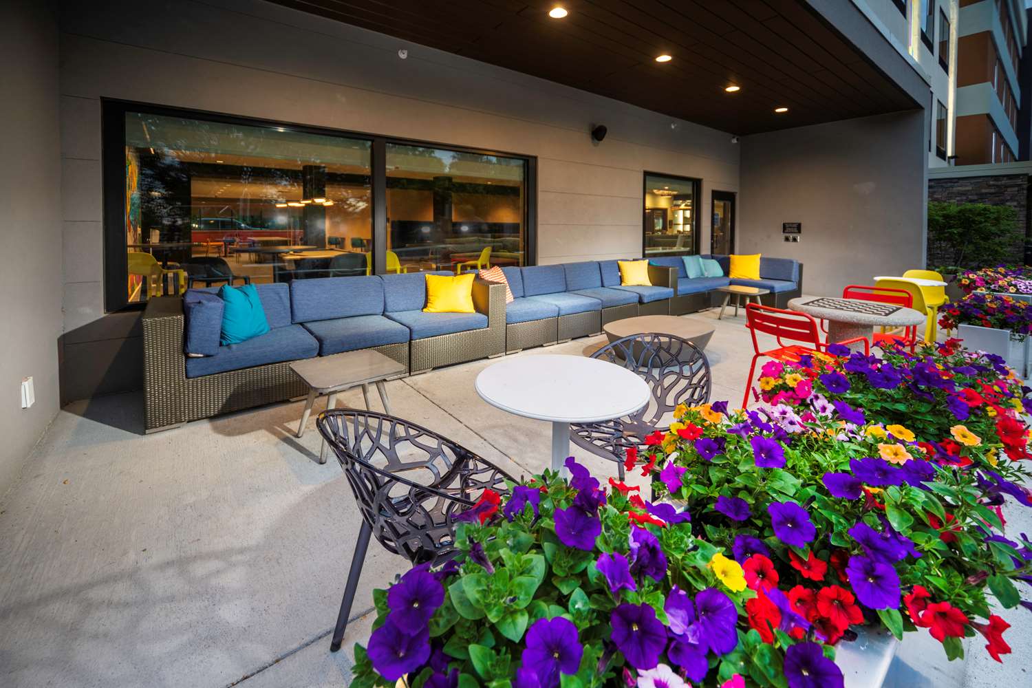 Home2 Suites by Hilton Minneapolis Mall of America 21/27