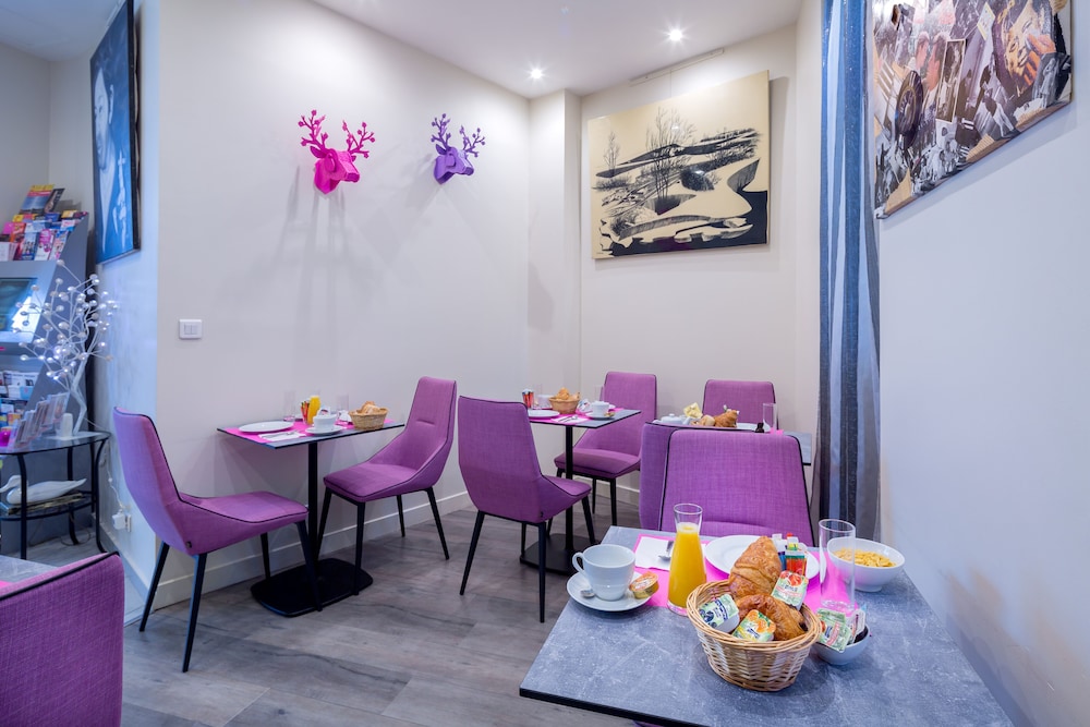 Hotel La Petite Rosa 35/50