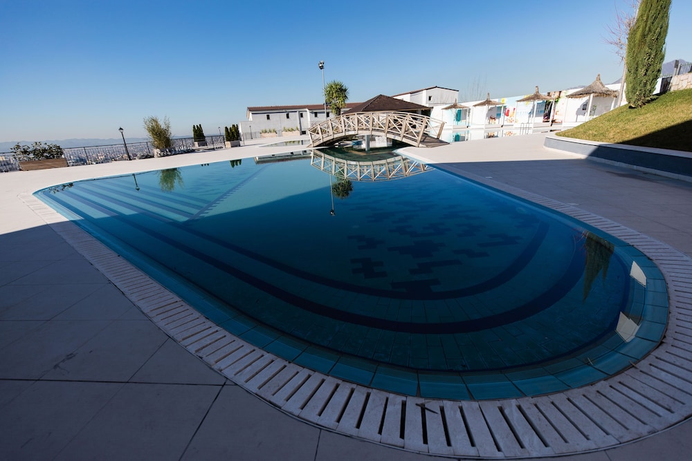 Chateau Linza Resort 35/56