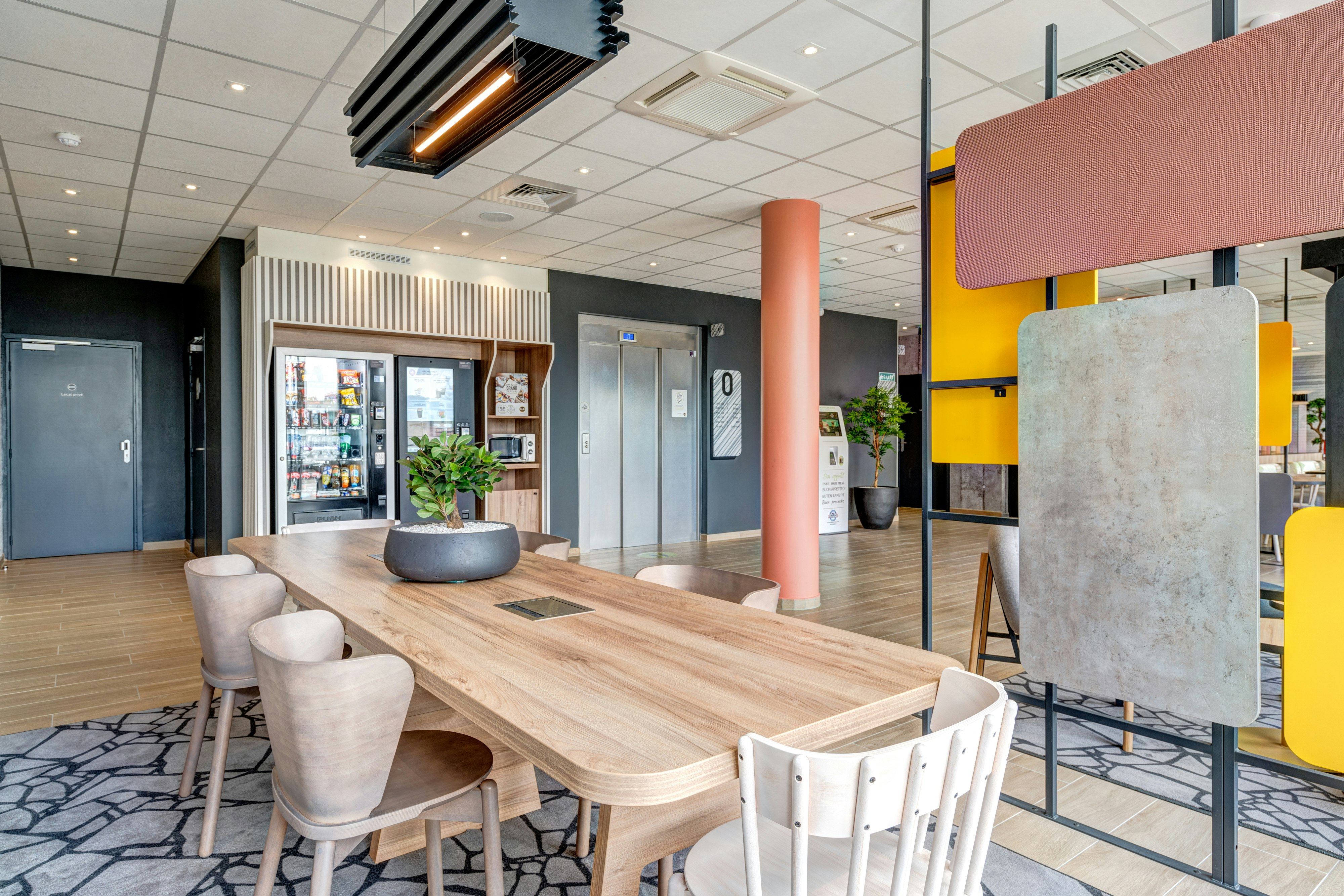 B&B Hotel Le Port Marly Saint Germain en Laye 37/40