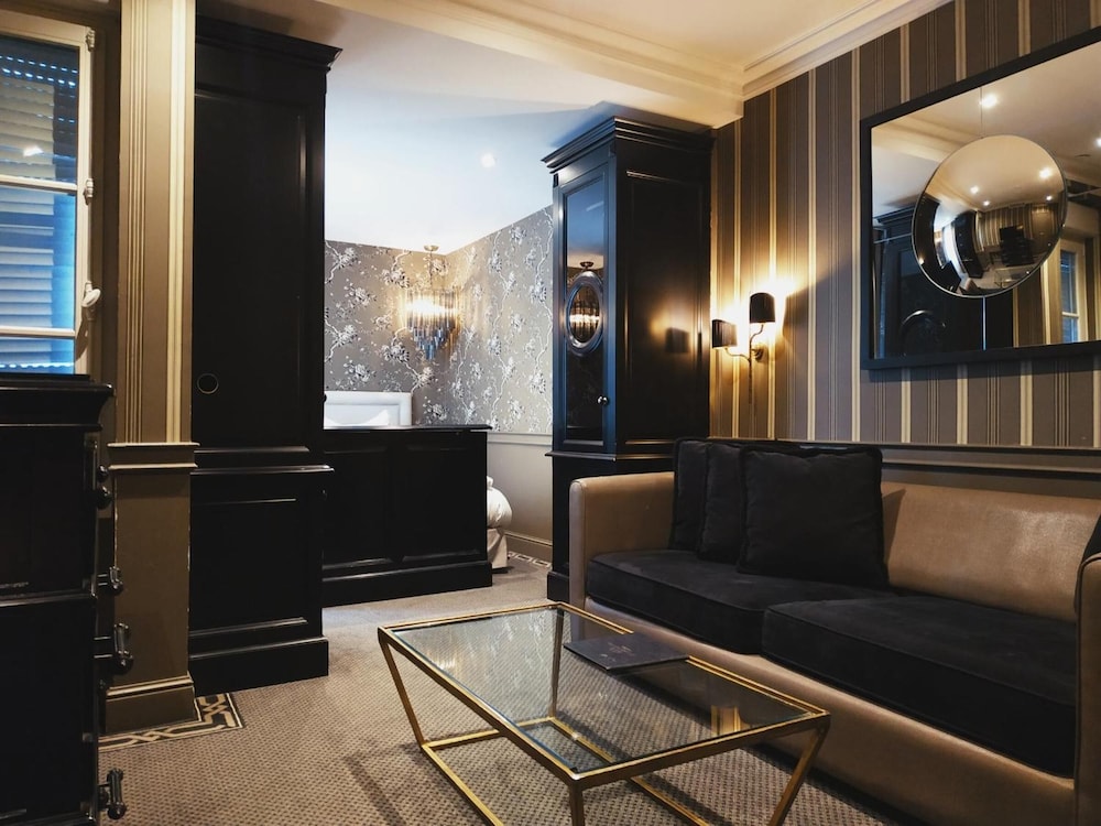 Hotel George Washington Paris 47/55