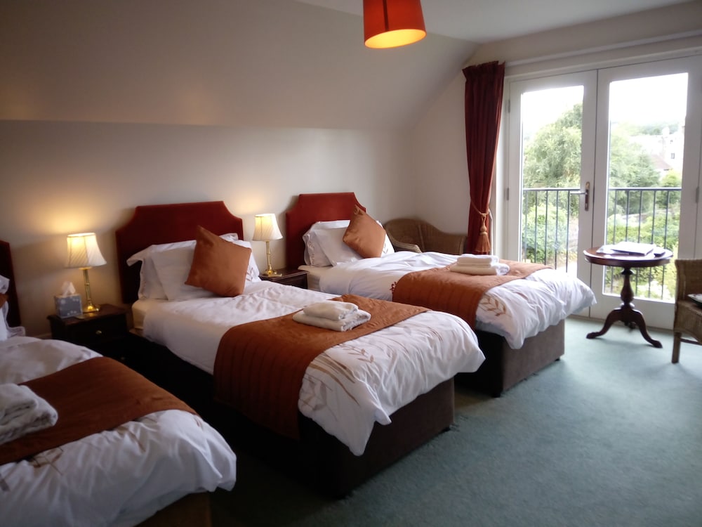 Dunallan House 6/37