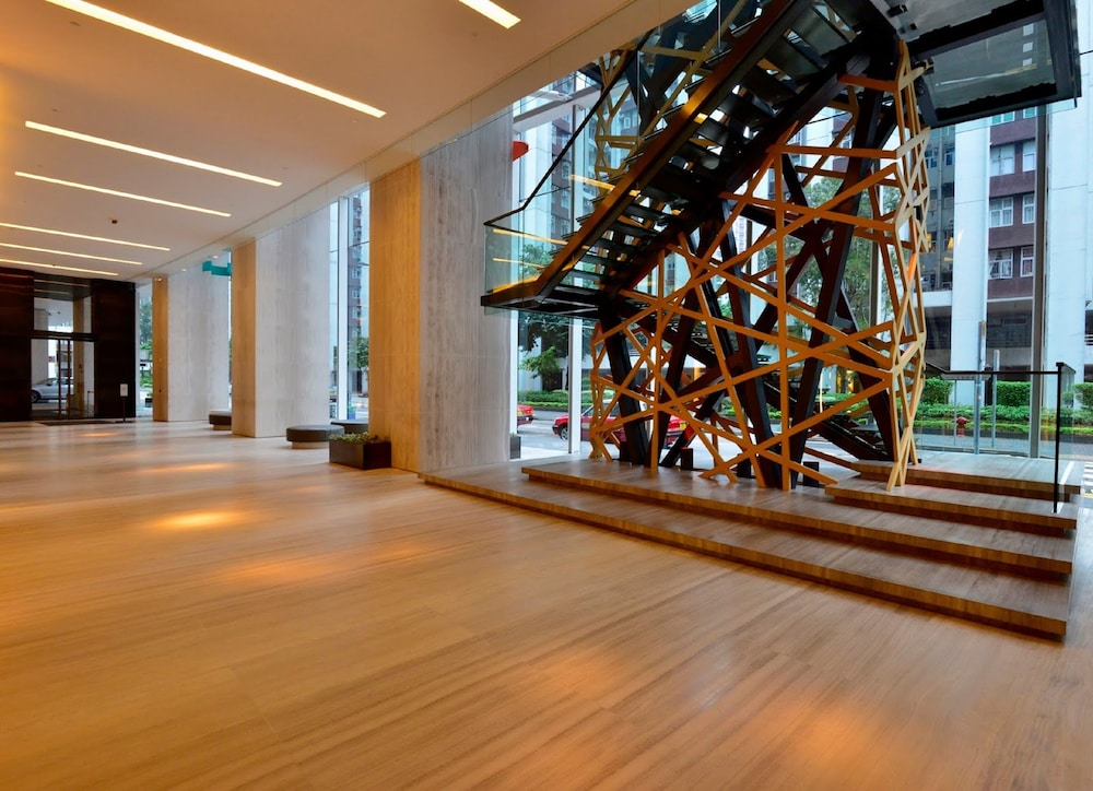 East Hong Kong Hotel 33/64
