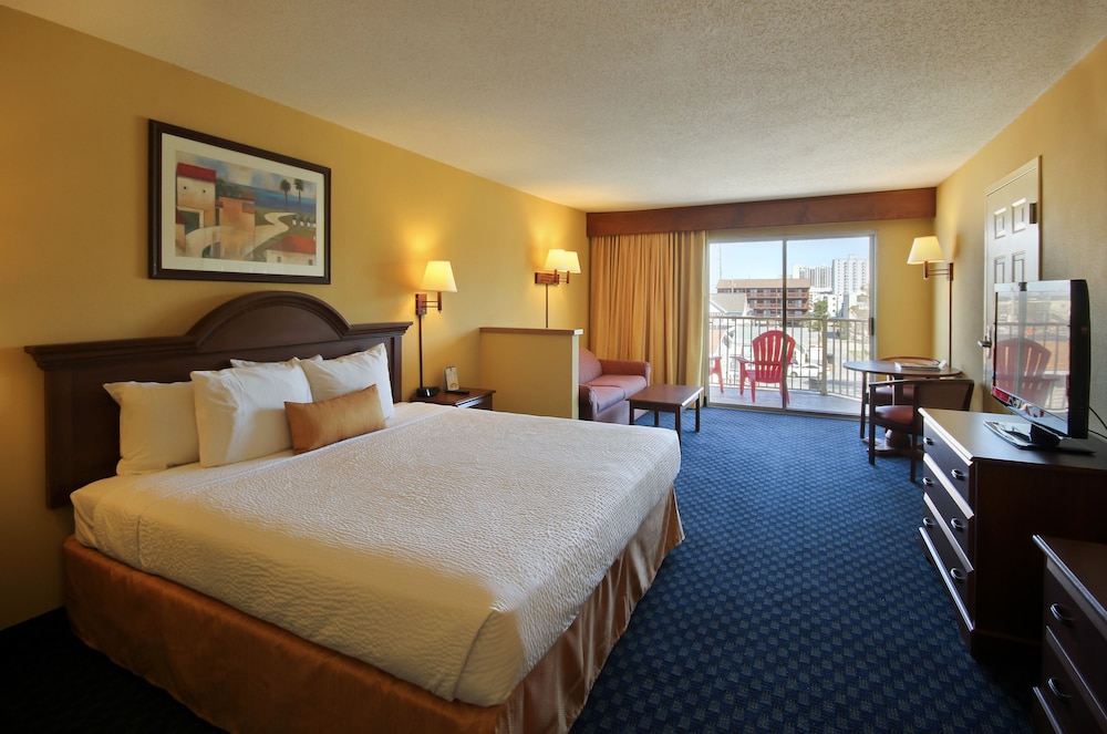 Bonita Beach Hotel 33/69