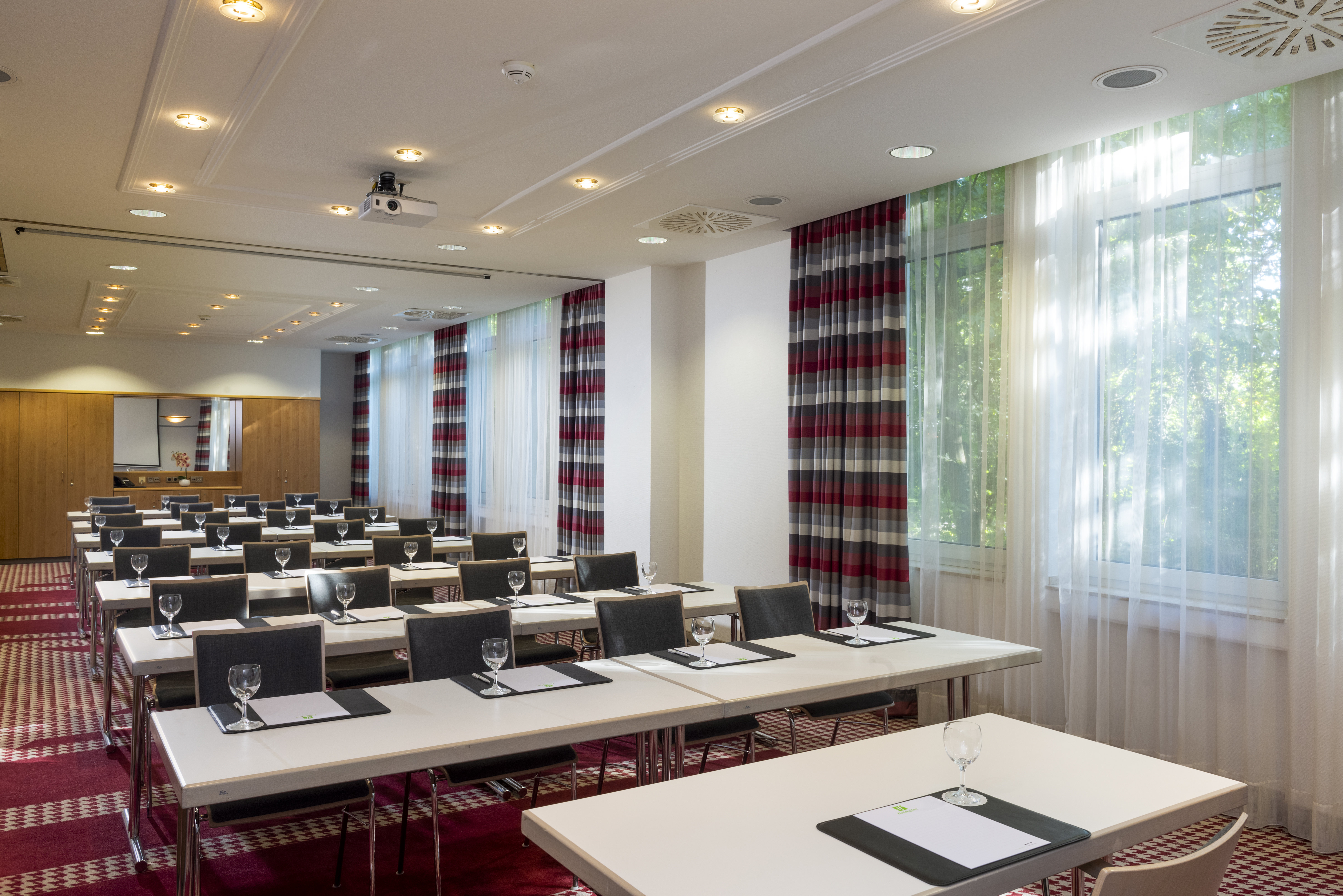 Holiday Inn Frankfurt Airport Neu Isenburg 45/55