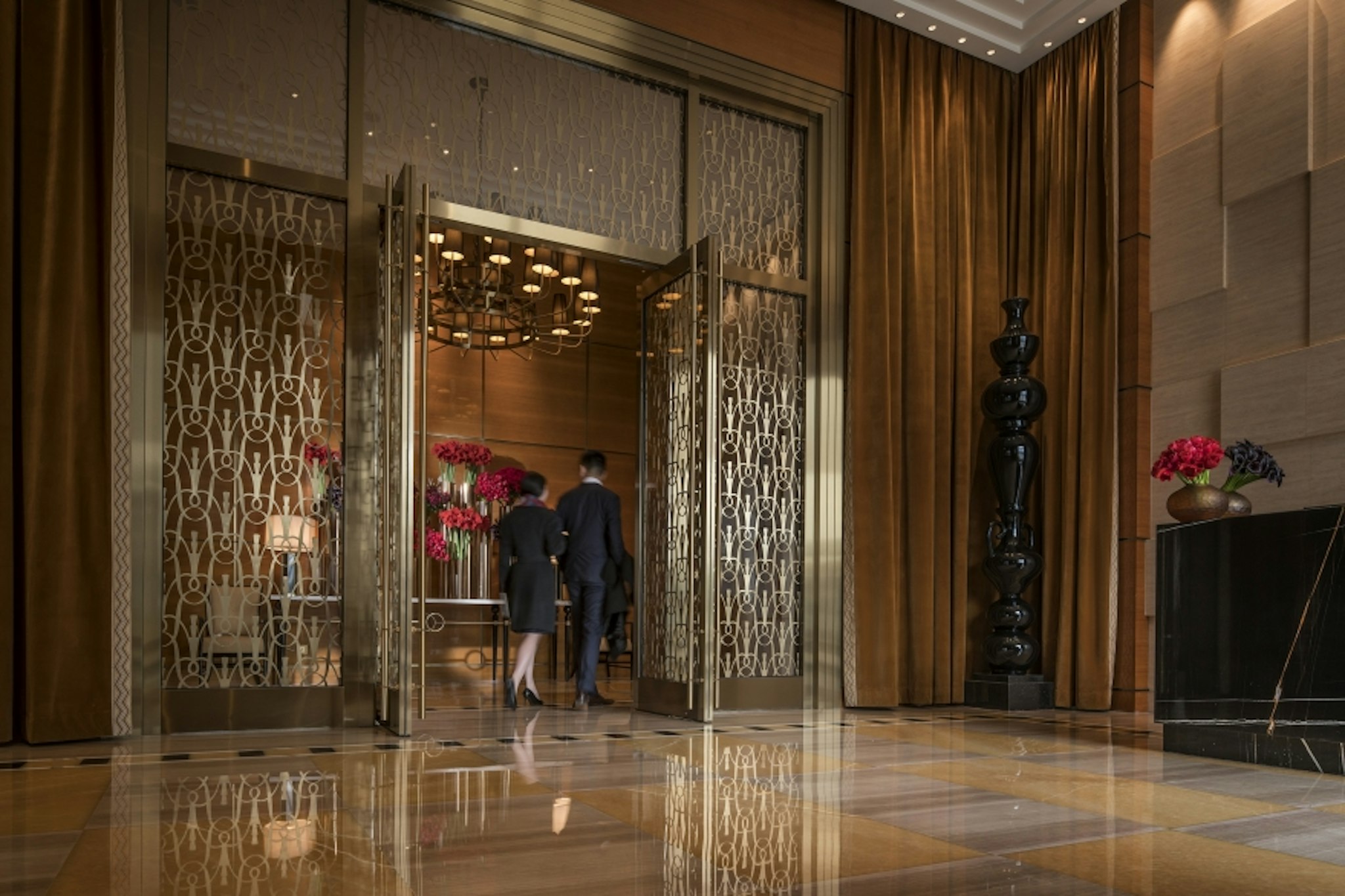 FOUR SEASONS HOTEL TIANJIN 4/84