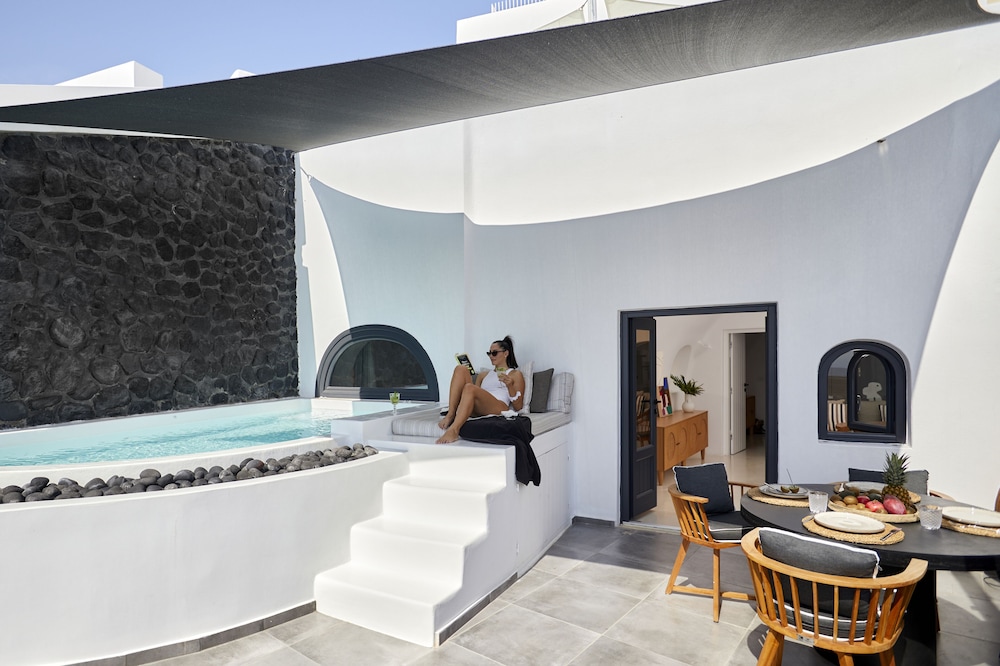 Olea Cave House 14/50