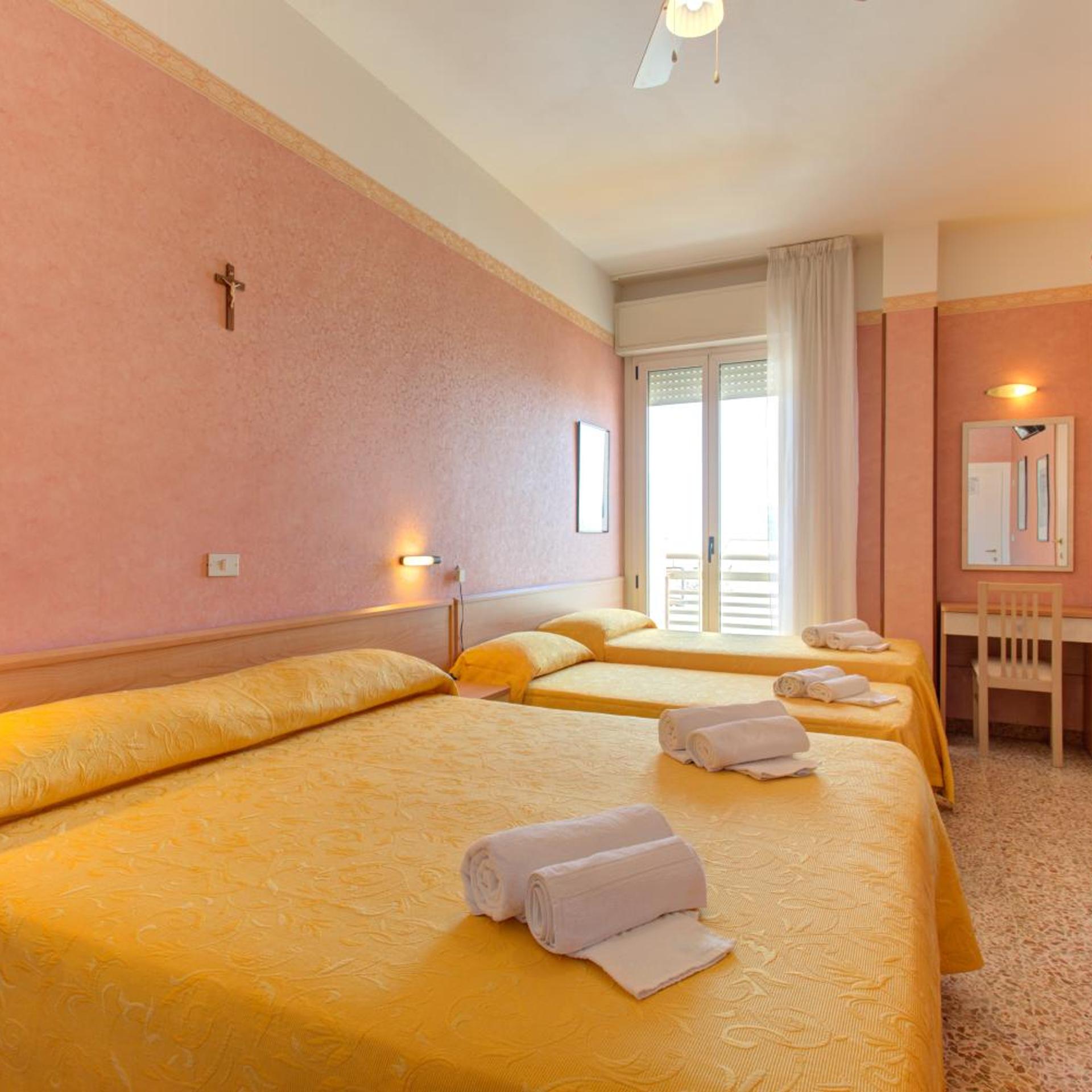 Hotel Nella 12/50