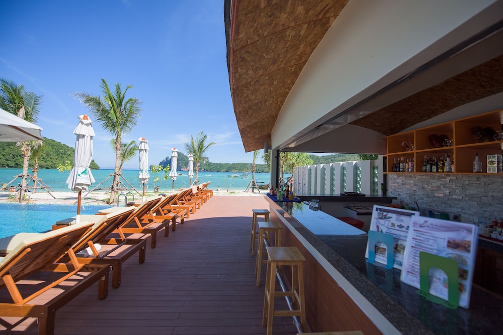 Phi Phi Harbour View Hotel 15/33