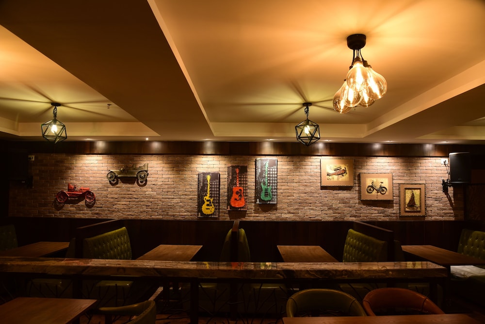 Lemon Tree Hotel Siliguri 20/31