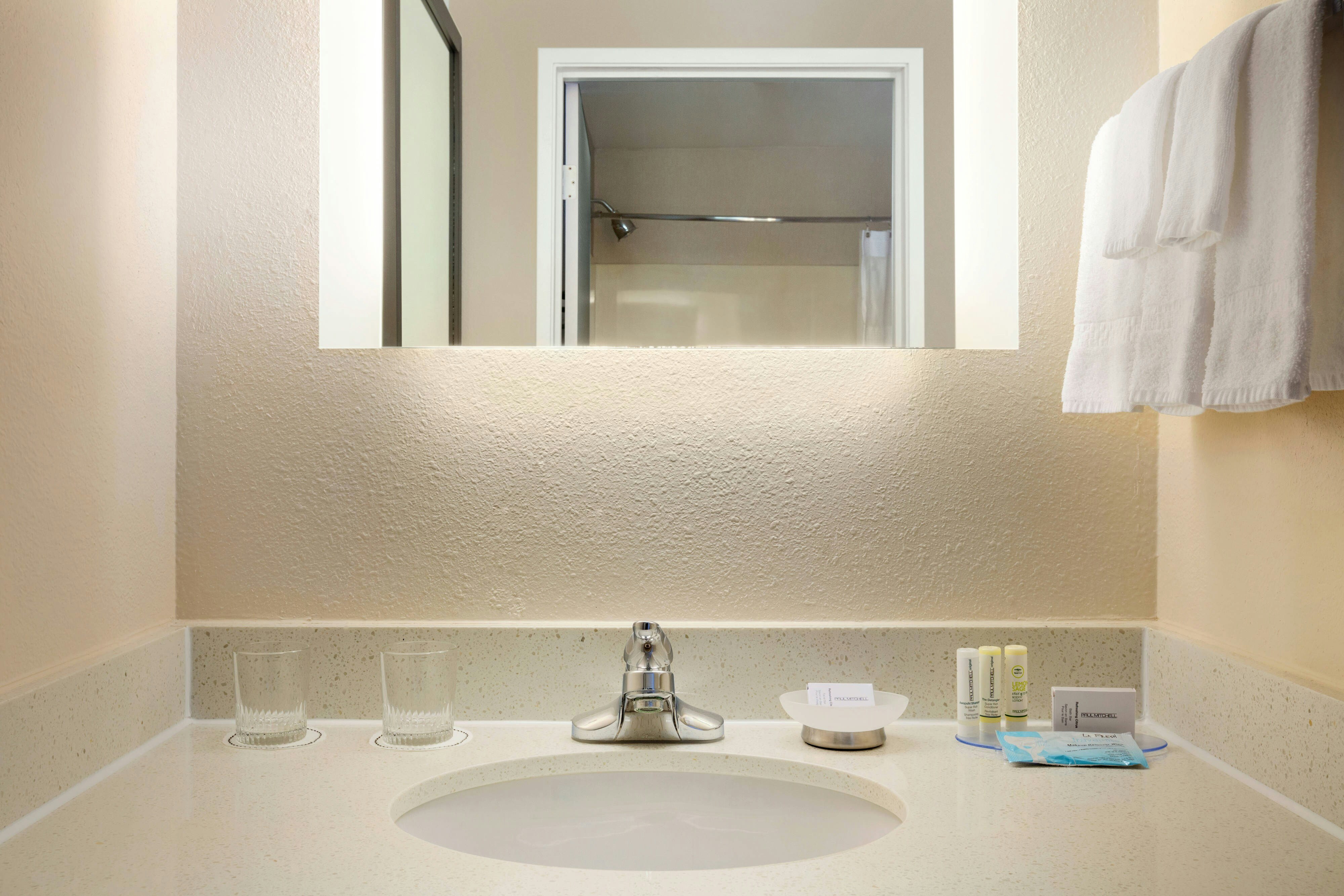 جناح، SpringHill Suites Phoenix North 2/3