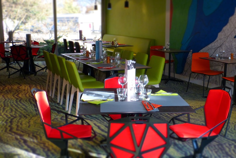 Mercure Grenoble Meylan 30/46