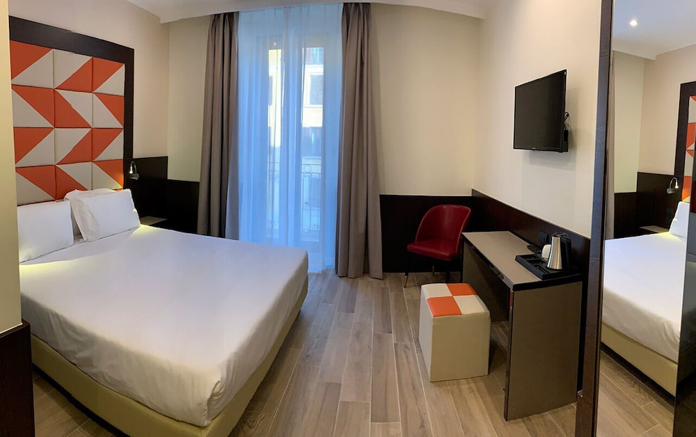 Jr Hotels Bocconi Milano 22/60