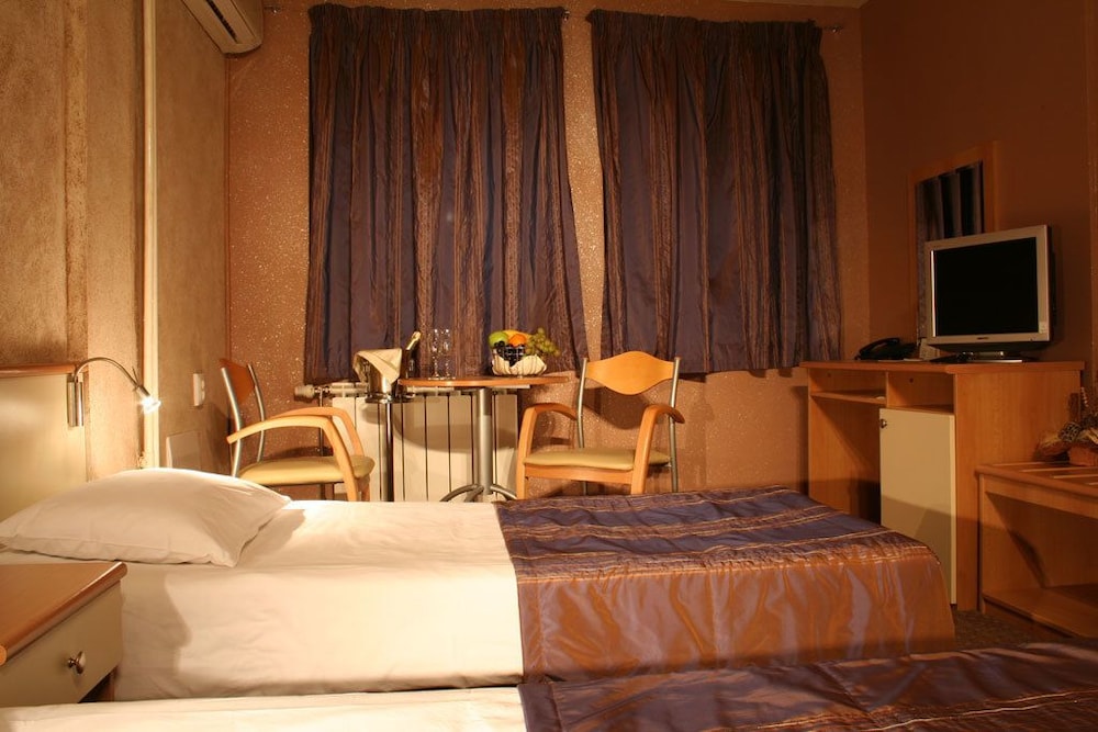 Brod Hotel 27/29