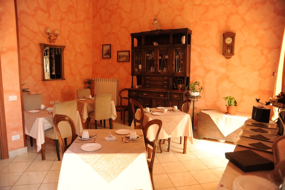 LA CORTE DEI PRINCIPI 48/56