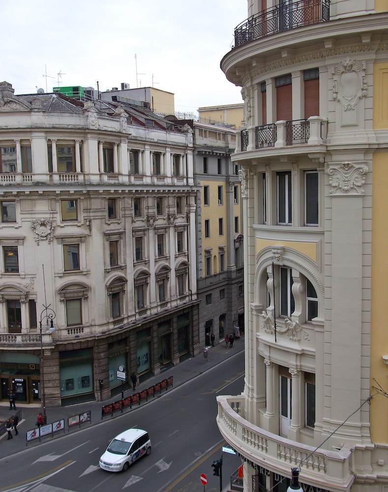 Rome King Suite 6/69