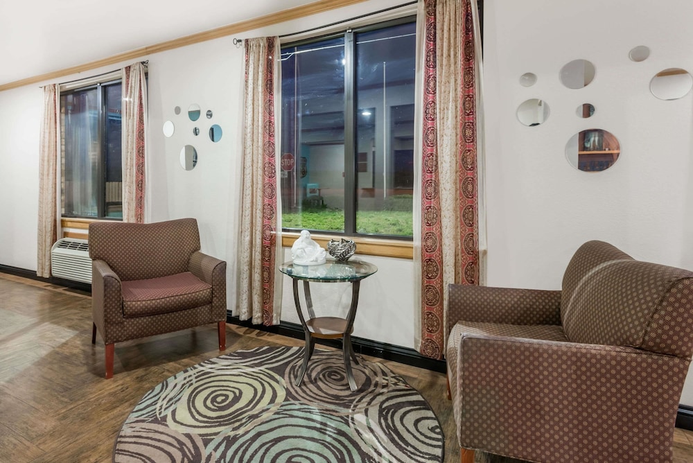 Super 8 By Wyndham Tucumcari 19/25