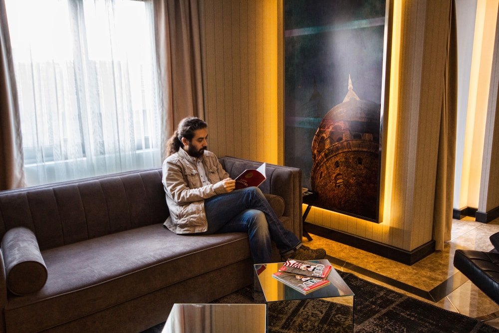 Cihangir Hotel 25/47