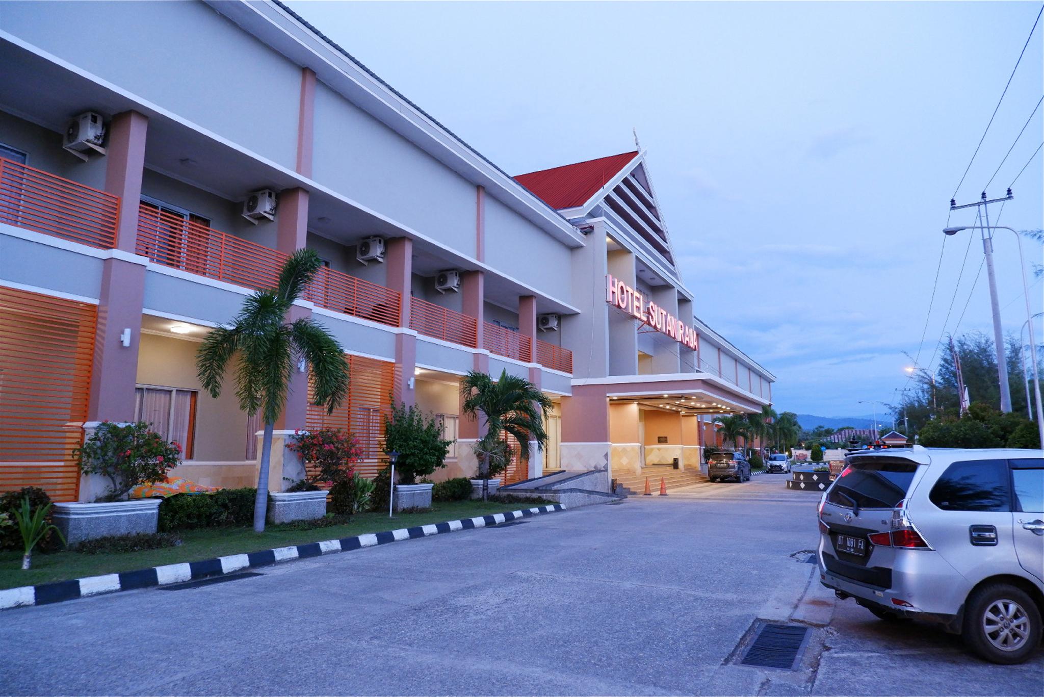 Sutan Raja Hotel Kolaka 33/35