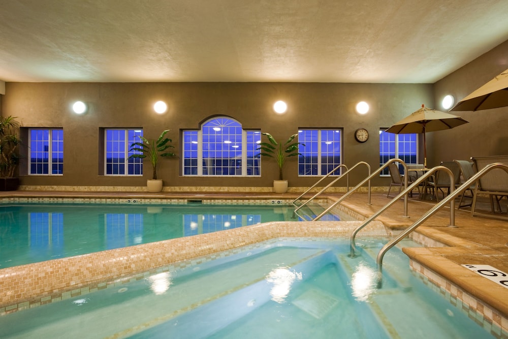 Holiday Inn Express Hotel And Suites Eau Claire North 39/57