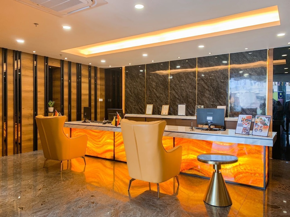 Margherita Plaza Hotel 55/63