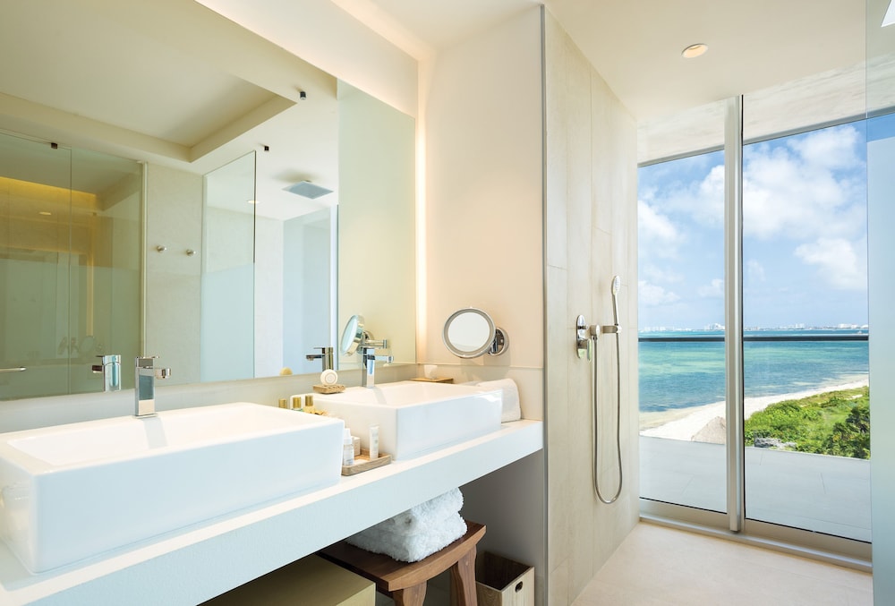 Dreams Vista Cancun Golf and Spa Resort 11/67