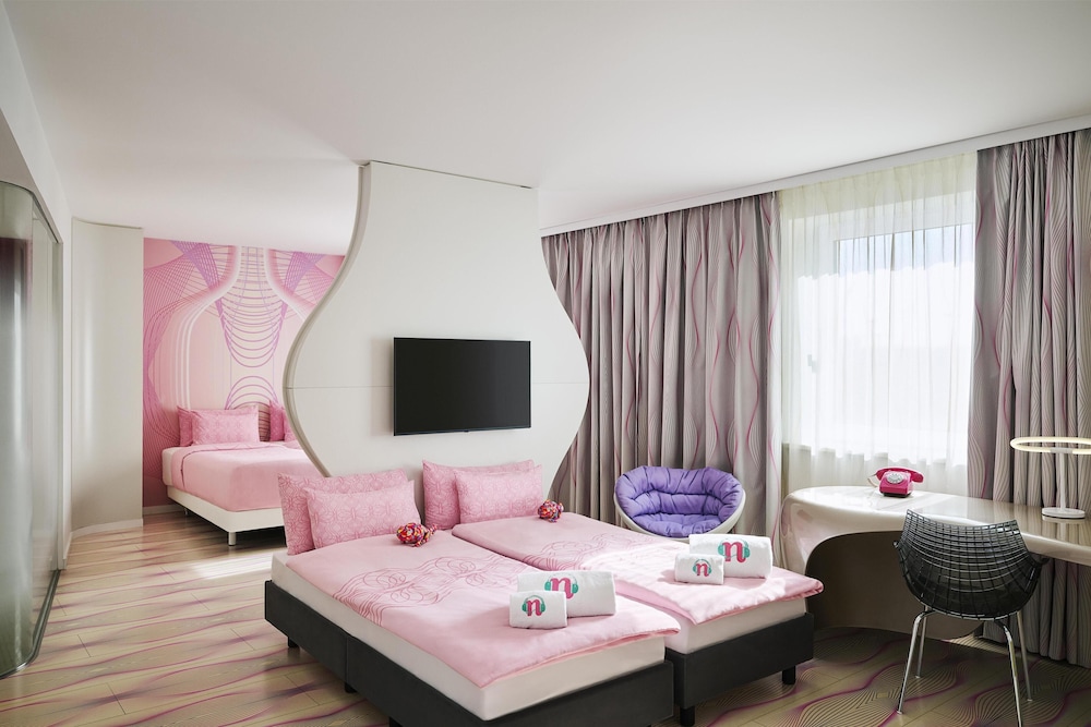 Nhow, Family, King Bed, Riverside